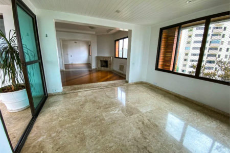 Apartamento à venda com 4 suítes em Vila Suzana, São Paulo, SP