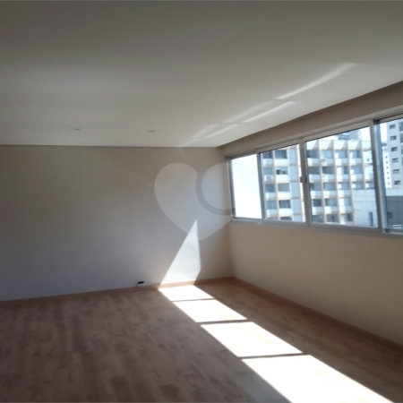 Apartamento à venda com 3 quartos, sendo 1 suíte, em Jardim Paulista, São Paulo, SP