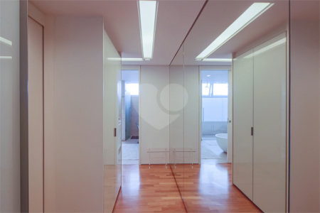 Casa à venda com 4 suítes no condomínio Prime Bauhaus, São Paulo - SP