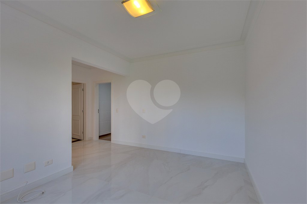 Apartamento à venda com 4 suítes em Jardim Marajoara, São Paulo, SP