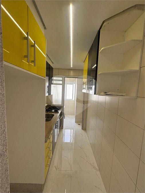 Apartamento à venda com 3 quartos, sendo 1 suíte,  em Jardim Arize, São Paulo, SP