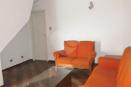 Casa de Vila à venda com 2 quartos em Vila Gumercindo, São Paulo, SP
