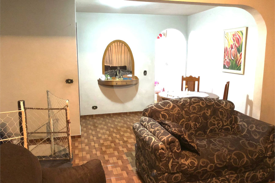 Sobrado à venda com 2 suítes em Vila Mazzei, São Paulo, SP