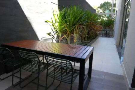 Apartamento à venda ou para alugar com 1 suíte em Cerqueira César, São Paulo, SP