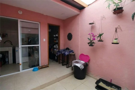 Casa à venda com 2 quartos em Jardim Rizzo, São Paulo, SP