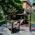 Casa à venda com 4 quartos, sendo 2 suítes, no condomínio Vila das Flores, São Paulo - SP