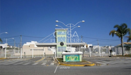 Casa em condomínio à venda com 3 quartos, sendo 1 suíte,  em Horto Florestal, Sorocaba, SP