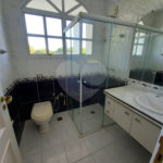 Casa à venda com 5 quartos, sendo 3 suítes, no condomínio Vinhas da Vista Alegre - Lado Sede, Vinhedo - SP