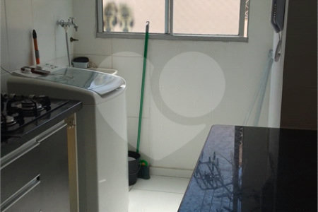Apartamento à venda com 2 quartos em Vila Figueira, Suzano, SP