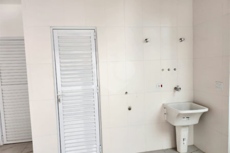 Cobertura à venda com 3 quartos, sendo 1 suíte,  em Vila Assunção, Santo André, SP