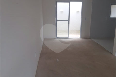 Casa à venda com 2 suítes no condomínio Residencial Américo de Figueiredo, Sorocaba - SP