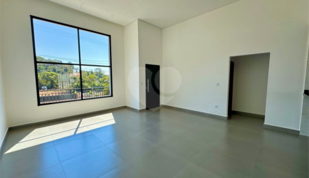 Casa Térrea à venda com 3 quartos, sendo 1 suíte,  em Pinheirinho, Atibaia, SP