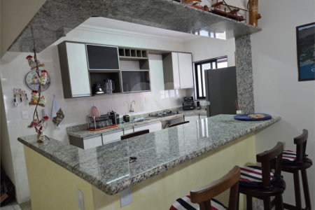 Apartamento à venda com 2 quartos, sendo 1 suíte, em Canto do Forte, Praia Grande, SP