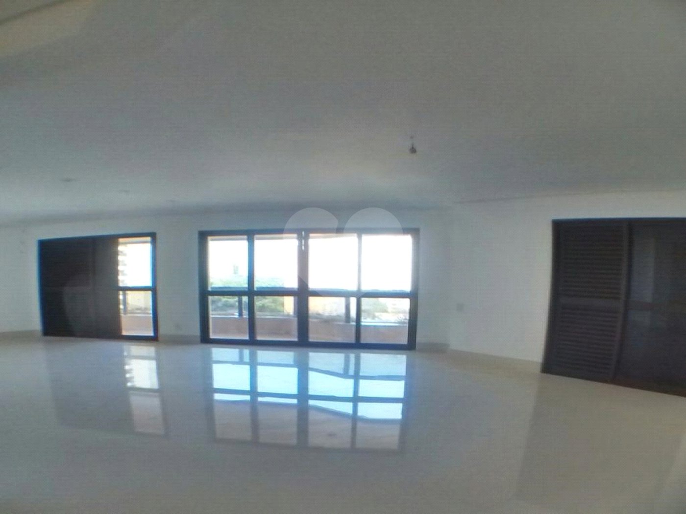 Apartamento à venda com 3 suítes em Vila Suzana, São Paulo, SP