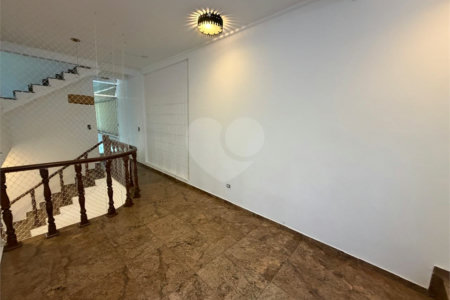 Casa à venda com 3 suítes em Jardim Franca, São Paulo, SP