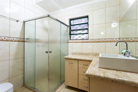 Casa à venda com 3 quartos, sendo 1 suíte, em Chácara Santo Antônio, São Paulo, SP