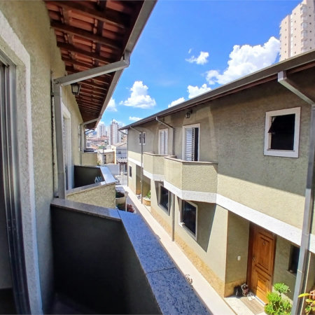 Casa à venda com 3 quartos, sendo 1 suíte, no condomínio Res Saint Honoré, São Paulo - SP