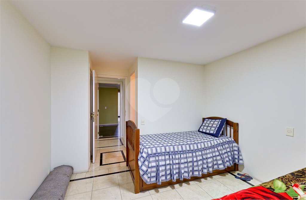Apartamento à venda com 4 suítes em Jardim Marajoara, São Paulo, SP