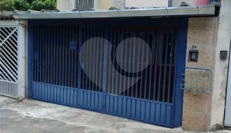 Sobrado à venda com 3 quartos, sendo 1 suíte,  em Tremembé, São Paulo, SP