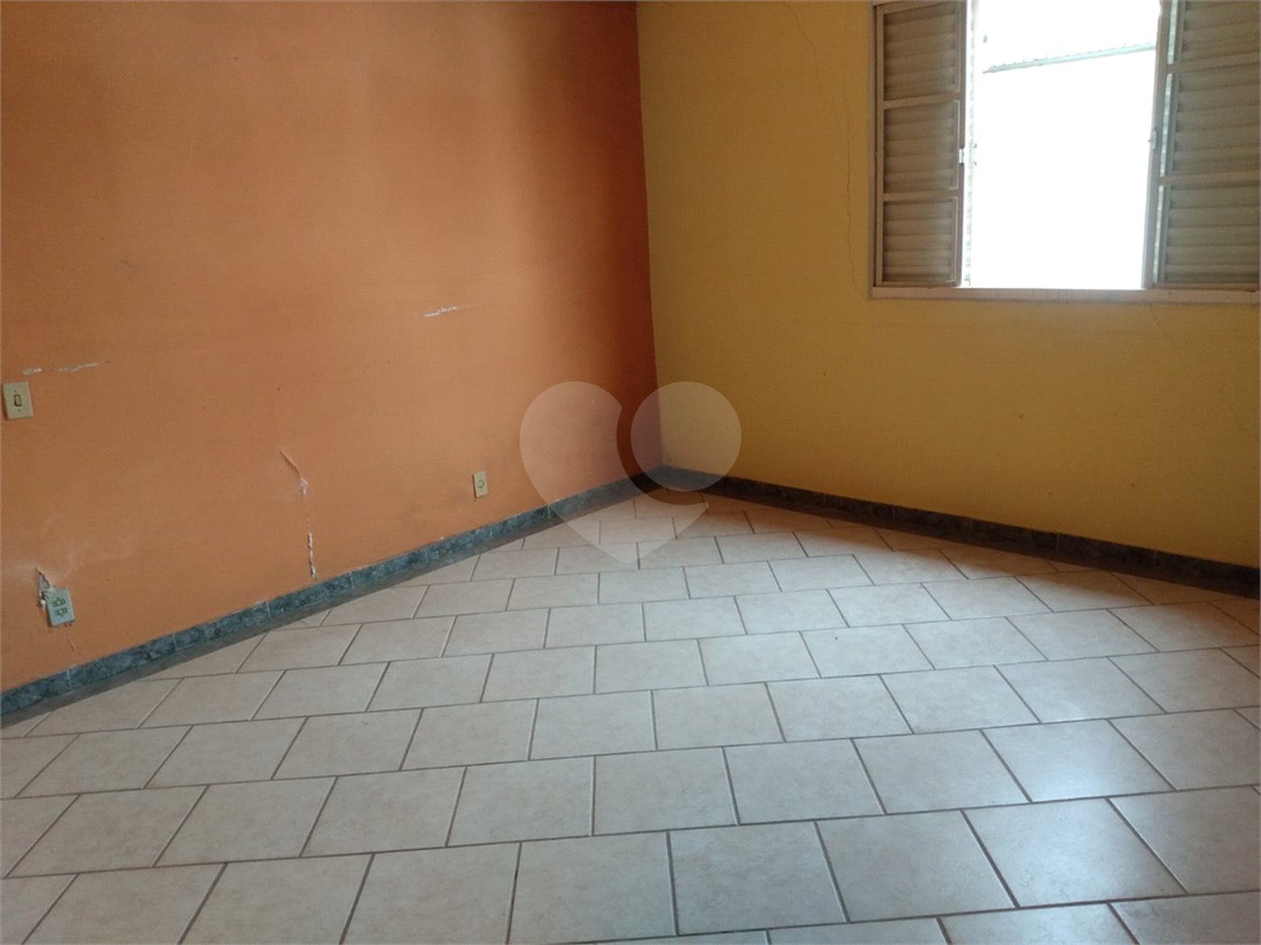 Casa à venda com 6 quartos, sendo 1 suíte, no Centro, Itapetininga, SP