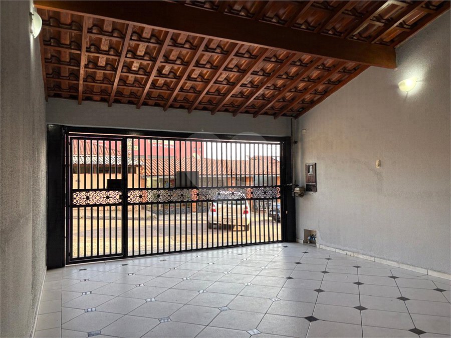 Casa à venda com 3 quartos, sendo 1 suíte, em Jardim São Francisco, Indaiatuba, SP
