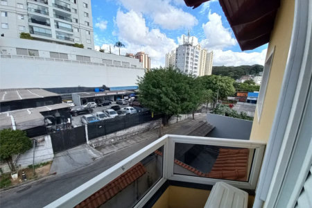 Sobrado à venda com 3 quartos, sendo 1 suíte, em Lar São Paulo, São Paulo, SP