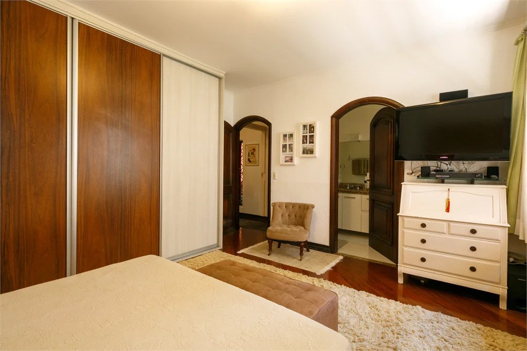 Casa Térrea à venda com 3 quartos, sendo 2 suítes,  em Brooklin Paulista, São Paulo, SP