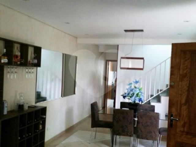 Casa à venda com 3 suítes em Vila Sônia, São Paulo, SP