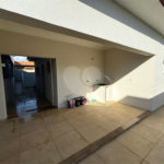 Casa à venda com 2 quartos, sendo 1 suíte, no condomínio Residencial Lagos D Icarai, Salto - SP