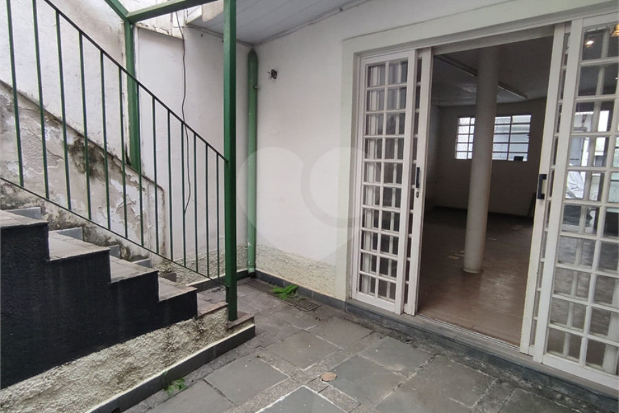 Sobrado à venda ou para alugar com 2 quartos, sendo 1 suíte, em Parada Inglesa, São Paulo, SP