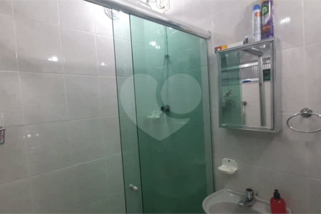 Sobrado à venda com 5 quartos em Vila Cunha Bueno, São Paulo, SP