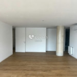 Apartamento T4 à venda em Lordelo do Ouro, Porto, Portugal – 240 m²