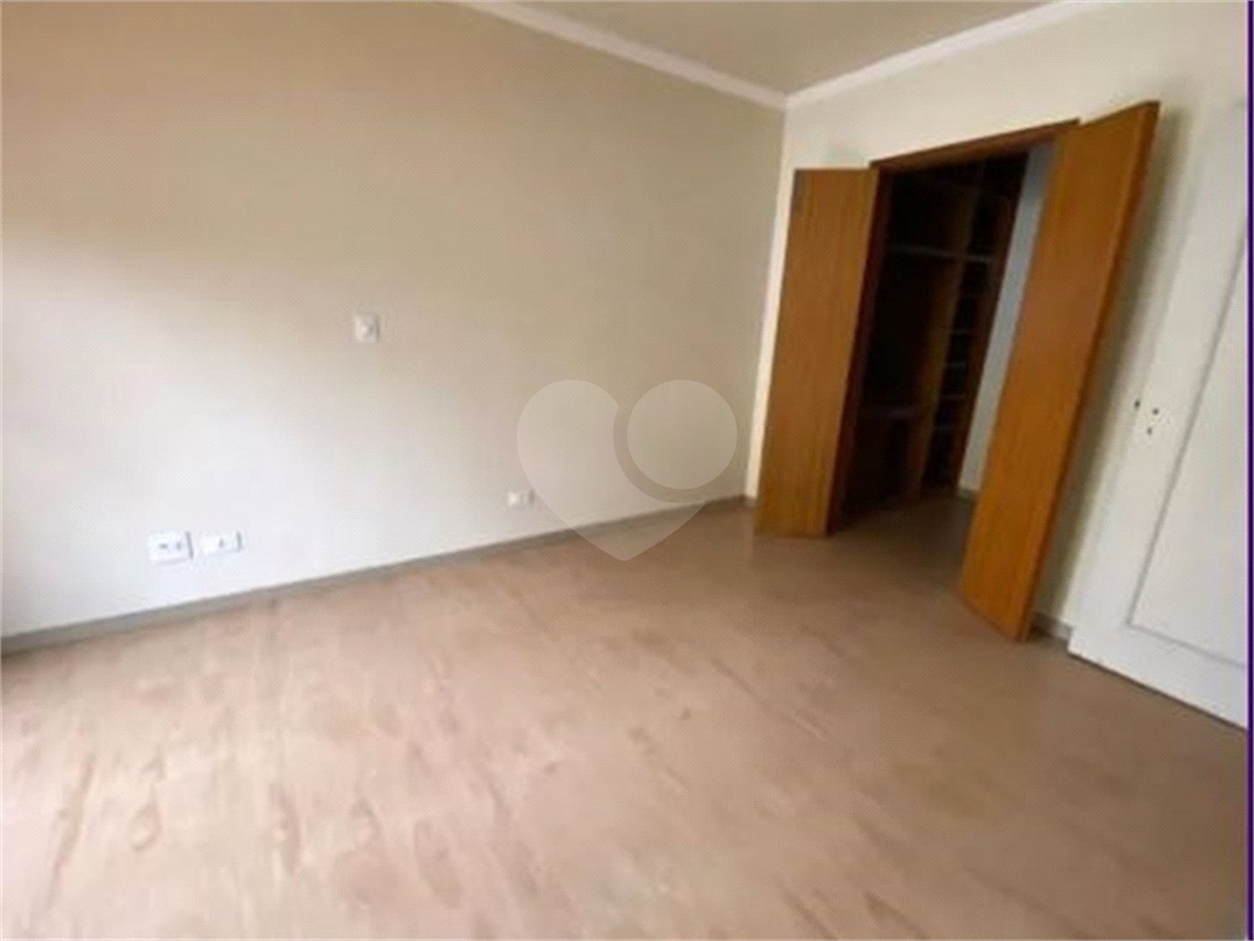 Sobrado à venda ou para alugar com 5 quartos, sendo 3 suítes, em Santana, São Paulo, SP