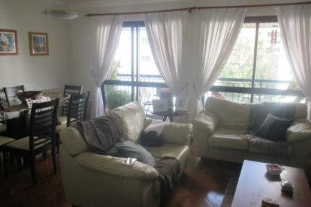 Apartamento à venda com 3 quartos, sendo 1 suíte, em Real Parque, São Paulo, SP