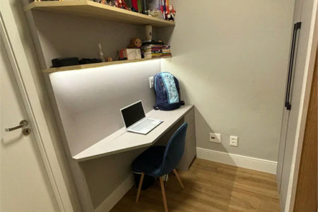 Apartamento à venda com 2 suítes em Vila Anastácio, São Paulo, SP