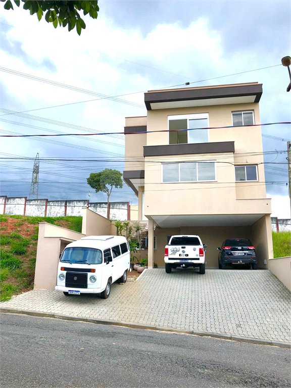 Casa à venda no condomínio Aruã, Mogi das Cruzes - SP