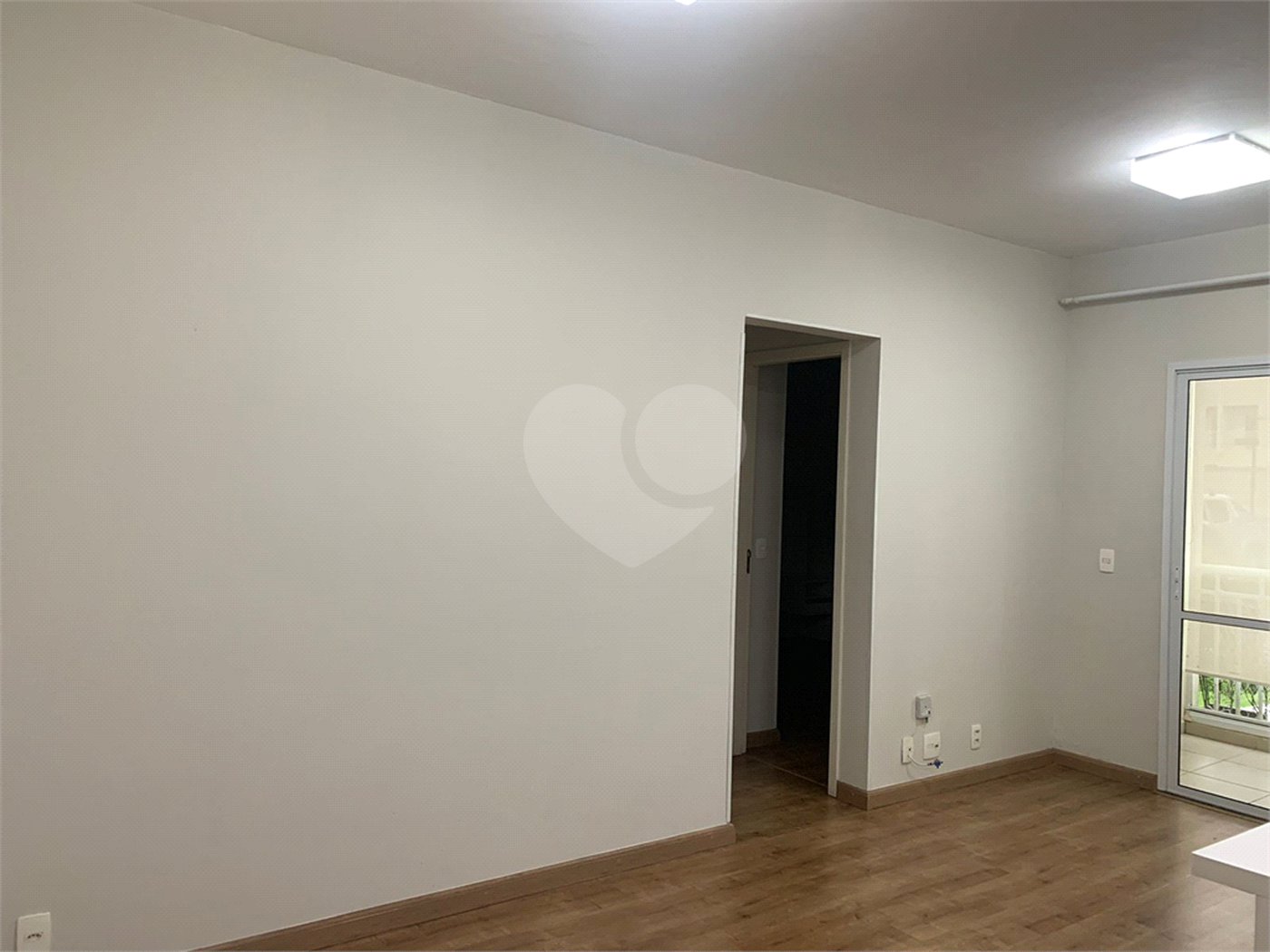 Apartamento à venda com 2 quartos em Ortizes, Valinhos, SP