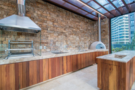 Apartamento à venda com 4 suítes em Moema, São Paulo, SP