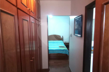 Sobrado à venda com 4 quartos, sendo 1 suíte, em Vila Macedópolis, São Paulo, SP