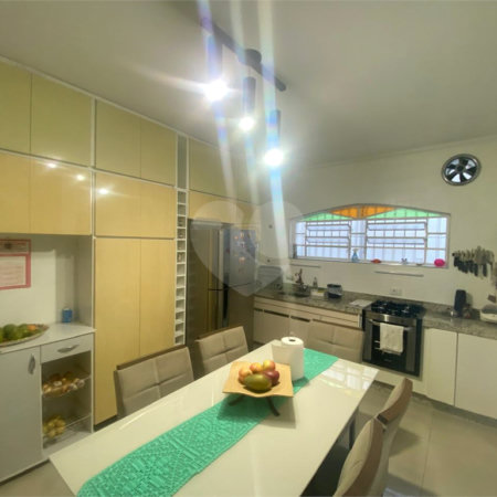 Casa à venda com 3 quartos, sendo 1 suíte,  em Jardim Rosa de Franca, Guarulhos, SP