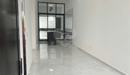 Casa à venda com 3 quartos, sendo 1 suíte, no condomínio Horto Florestal Villagio, Sorocaba - SP