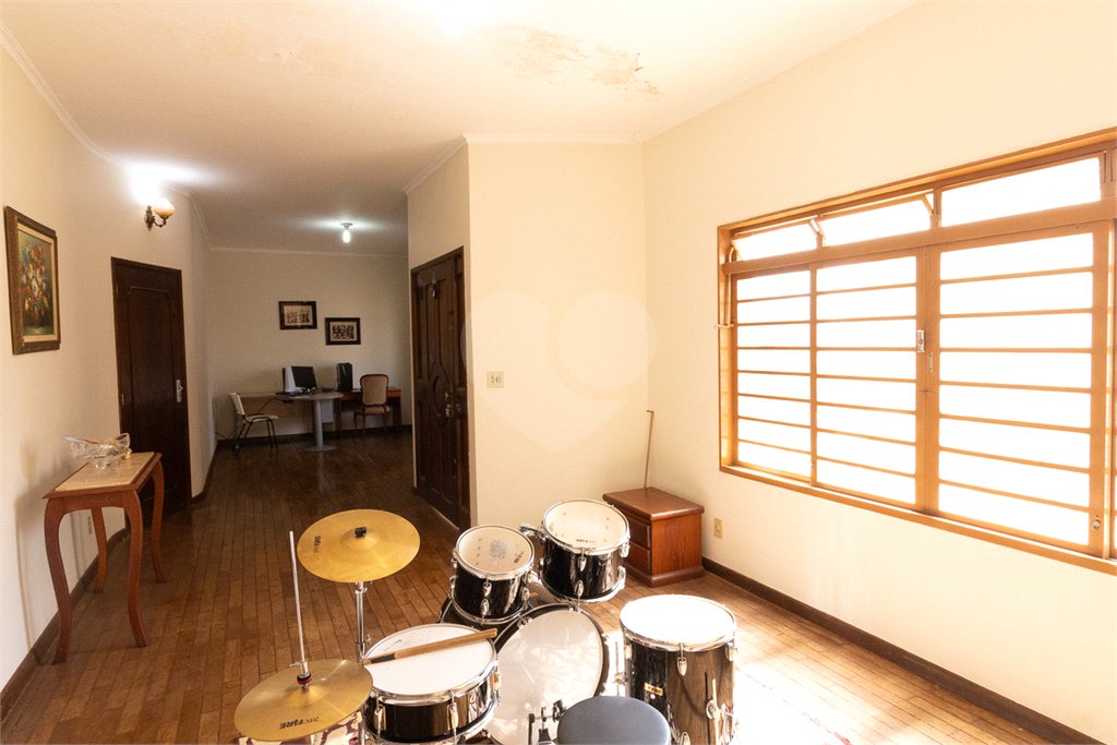 Casa à venda com 3 quartos, sendo 1 suíte, em Jardim São Luiz, Ribeirão Preto, SP