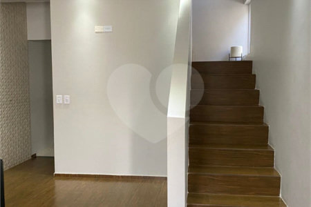 Casa à venda com 3 quartos, sendo 1 suíte, em Jardim Márcia, Suzano, SP