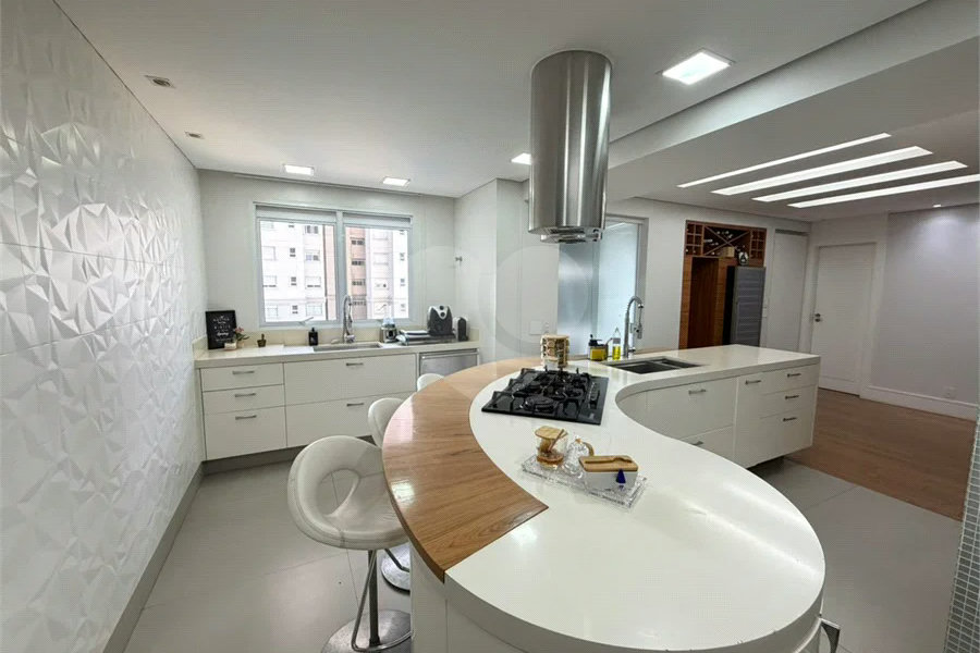 Apartamento à venda com 3 suítes em Santana, São Paulo, SP