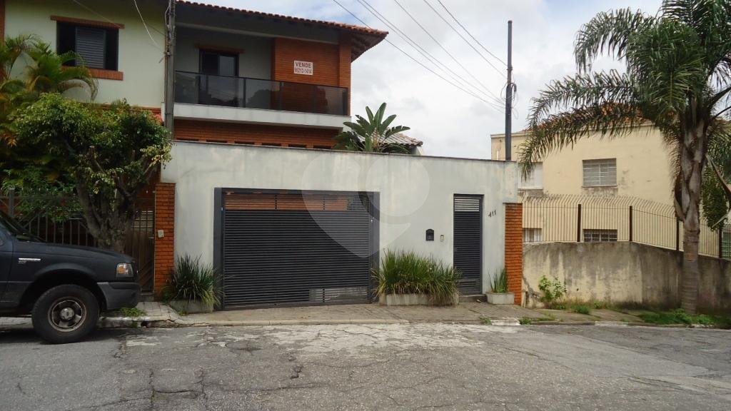 Sobrado à venda com 3 quartos, sendo 1 suíte, em Vila Paulicéia, São Paulo, SP