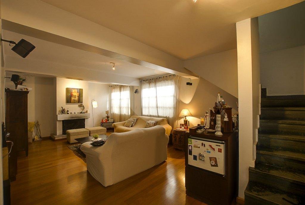 Casa à venda com 5 suítes em Vila Tramontano, São Paulo, SP