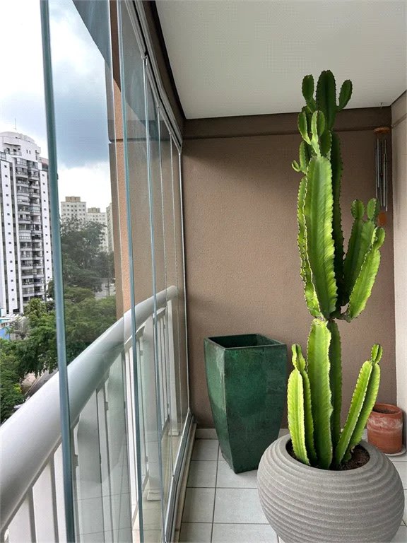 Apartamento à venda com 2 quartos, sendo 1 suíte, em Vila Andrade, São Paulo, SP