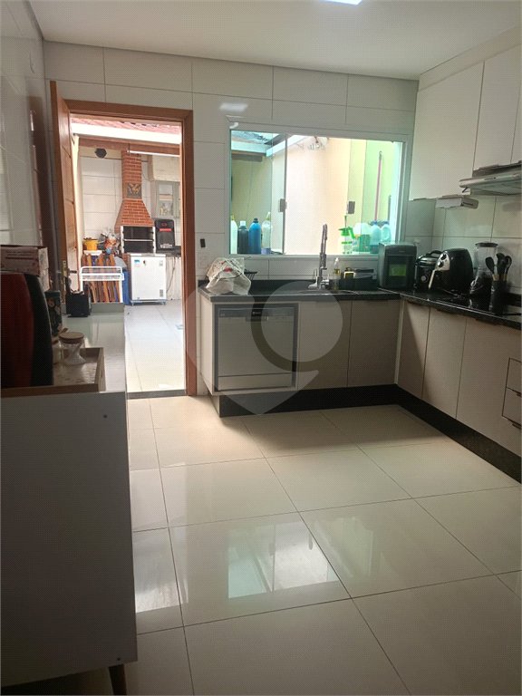 Sobrado à venda com 3 quartos, sendo 1 suíte,  em Campo Grande, São Paulo, SP