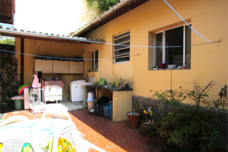 Casa à venda com 3 quartos em Moema, São Paulo, SP