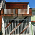 Sobrado à venda com 3 quartos, sendo 2 suítes, em Cidade São Francisco, São Paulo, SP
